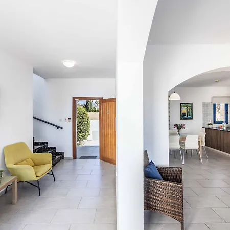 וילה Coral Olympus Apollo