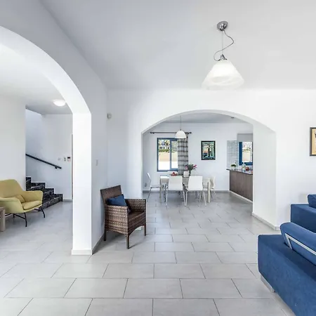 Villa Coral Olympus Apollo