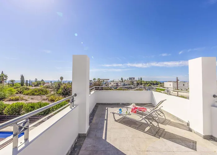 Coral Olympus Apollo Villa *