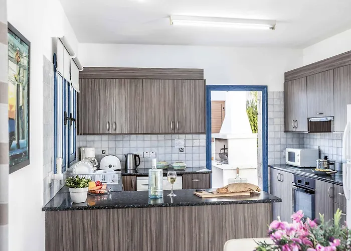 Coral Olympus Apollo * Peyia