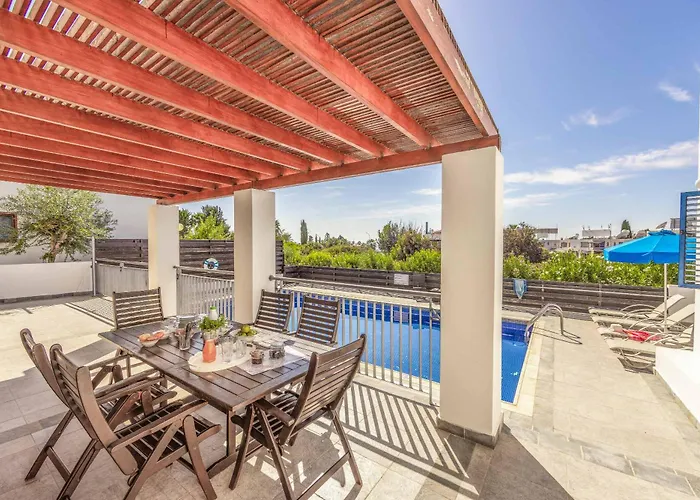 Coral Olympus Apollo Peyia