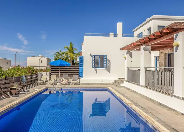 Villa Coral Olympus Apollo Peyia